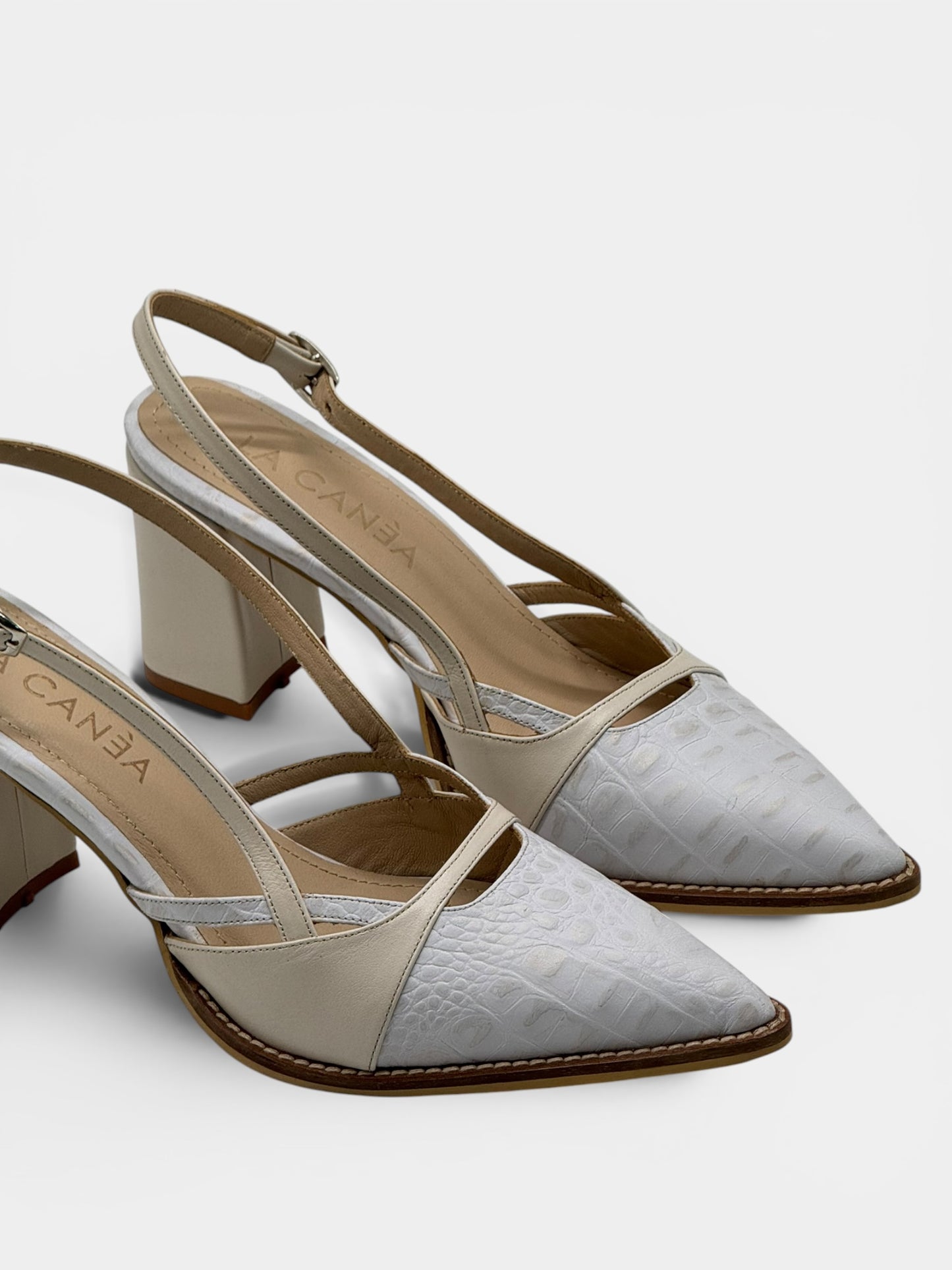 Lizzie Heels off white