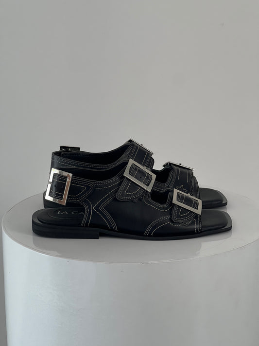 Ernest Sandals Total Black