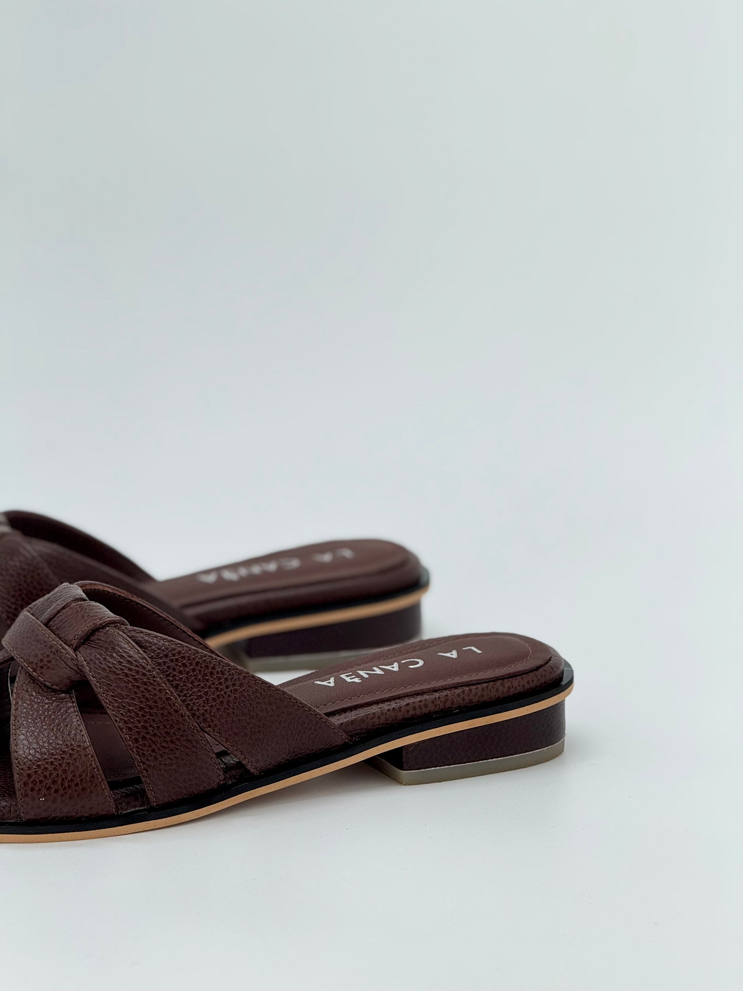 Liv Sandals Chocolate