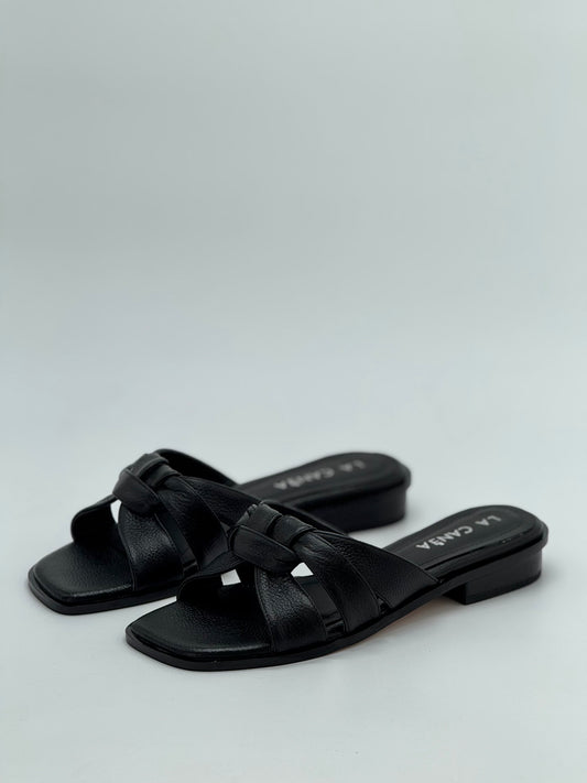 Liv Sandals Total Black