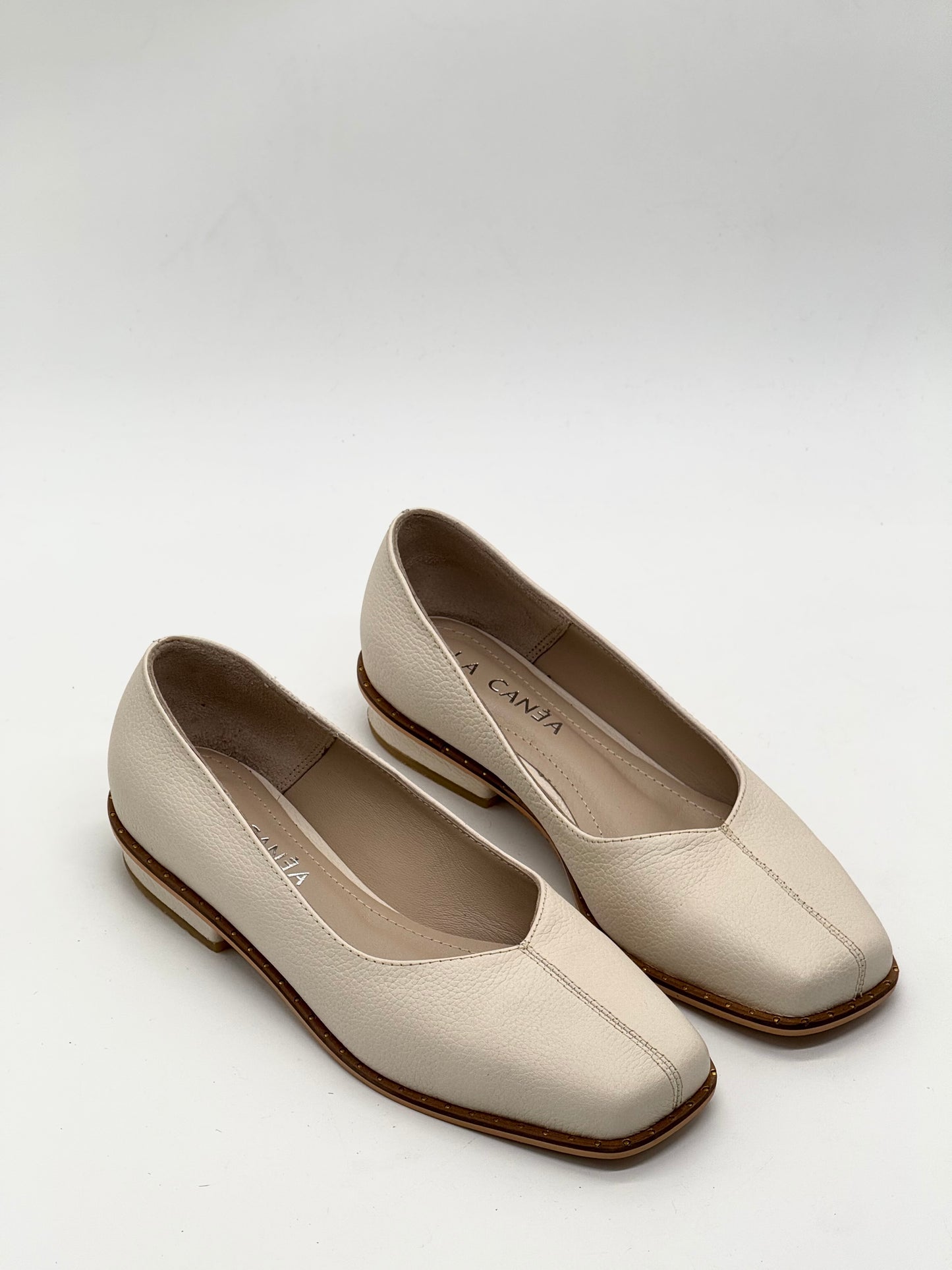 Balerinas Greene White