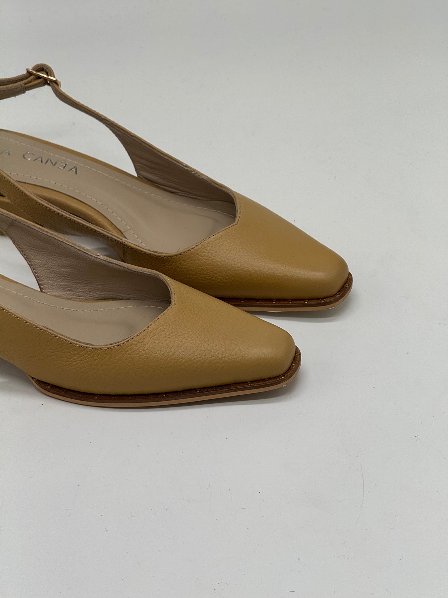 Bonet Sandals butter