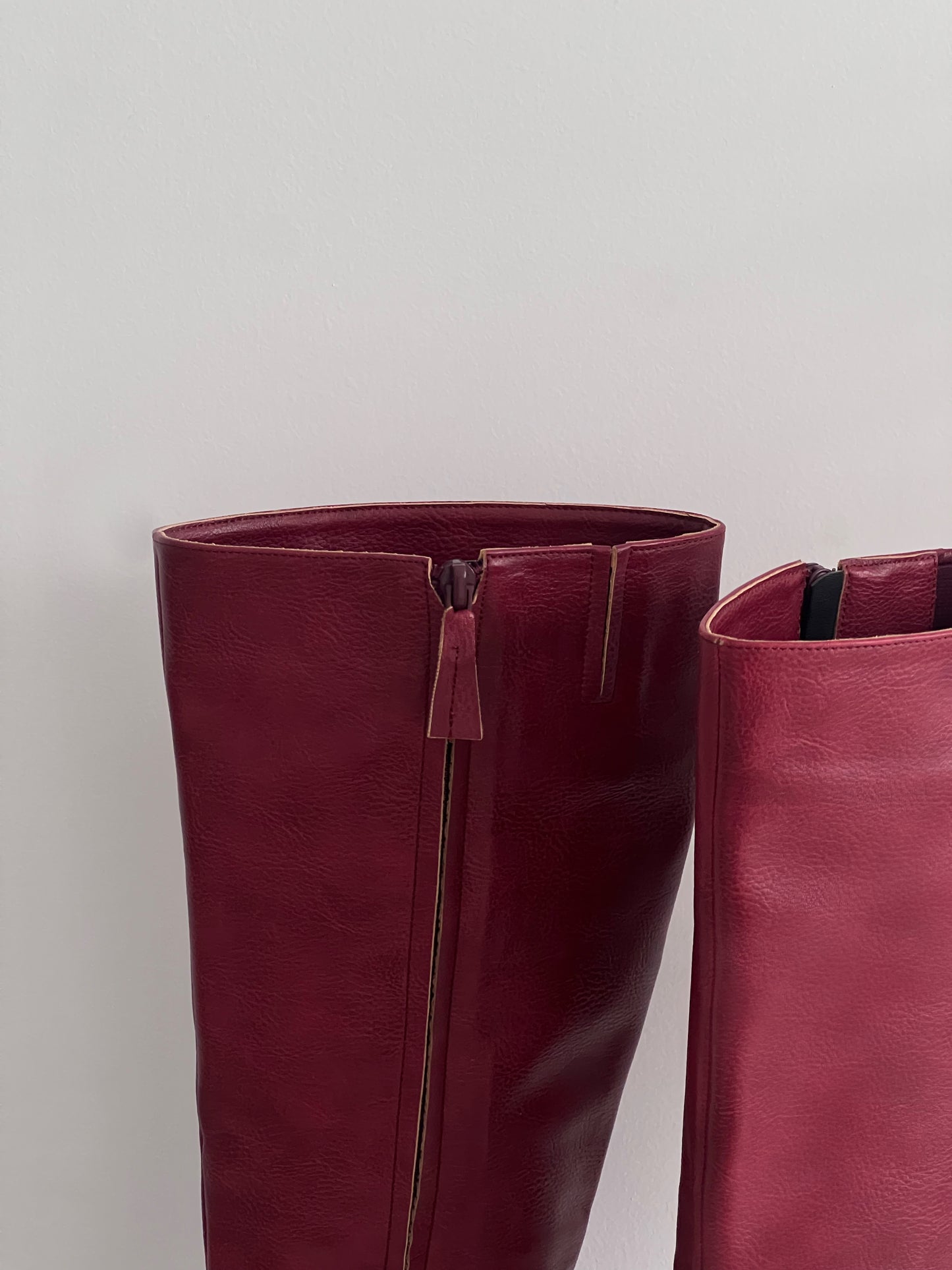 Clarck Boots Cherry