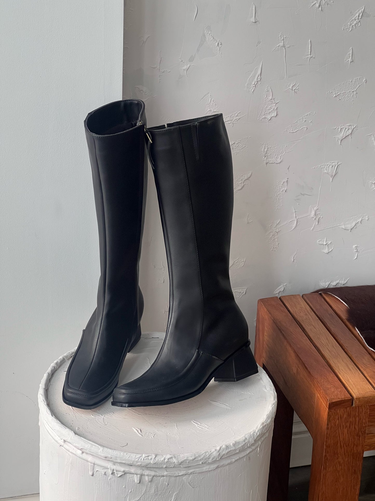 Pardha Total black Boots