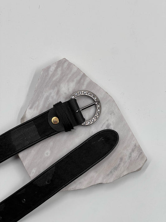 Correa The Fur Black