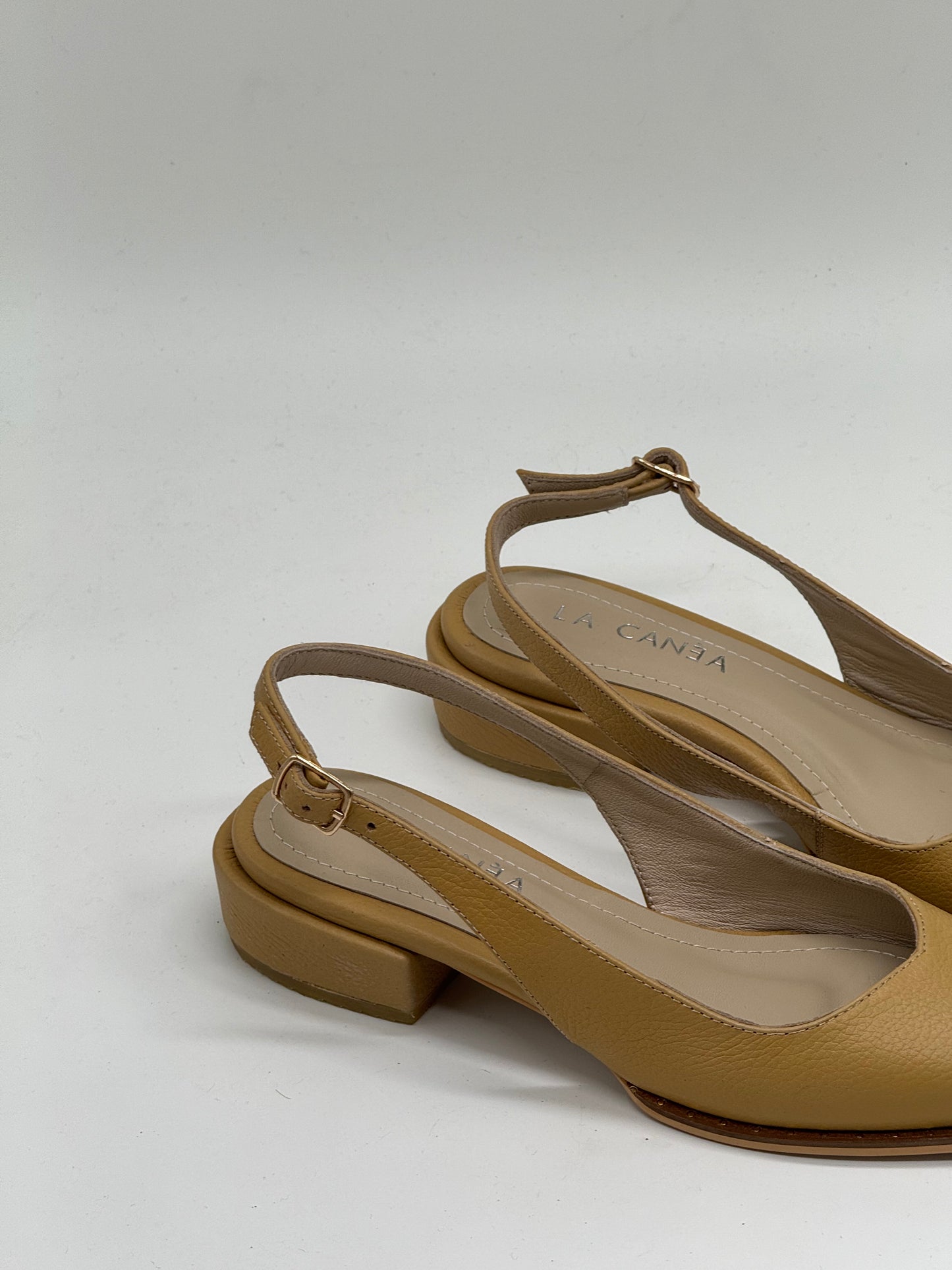 Bonet Sandals butter