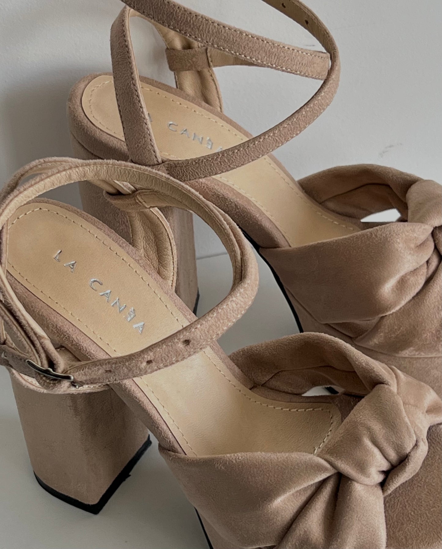 Blake Beige