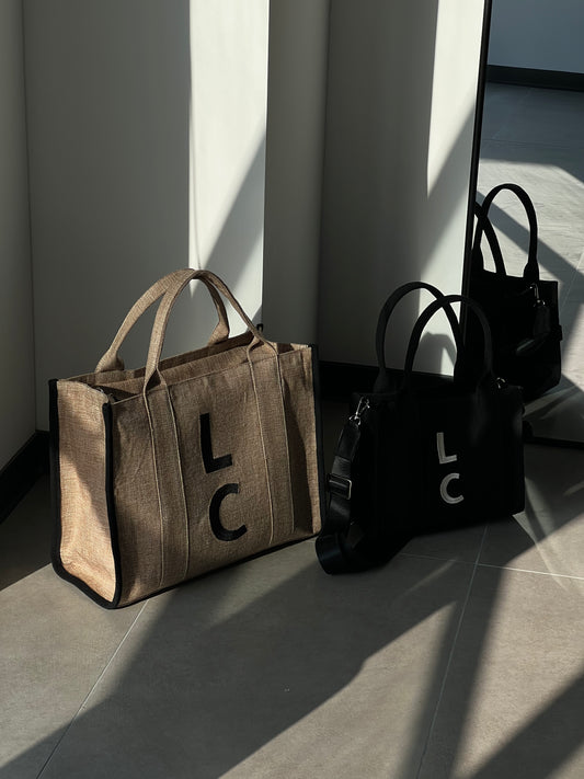 The Medium Tout Lino