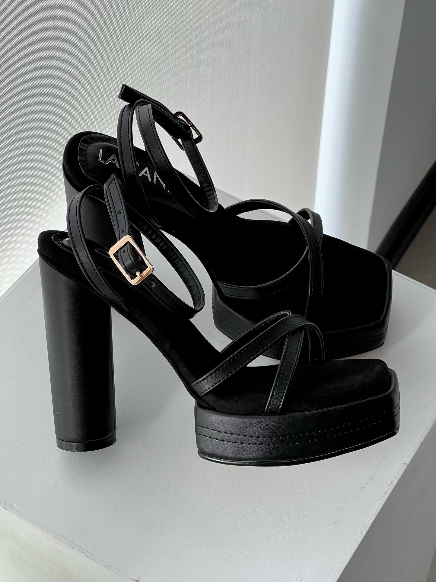 Lawrent Black