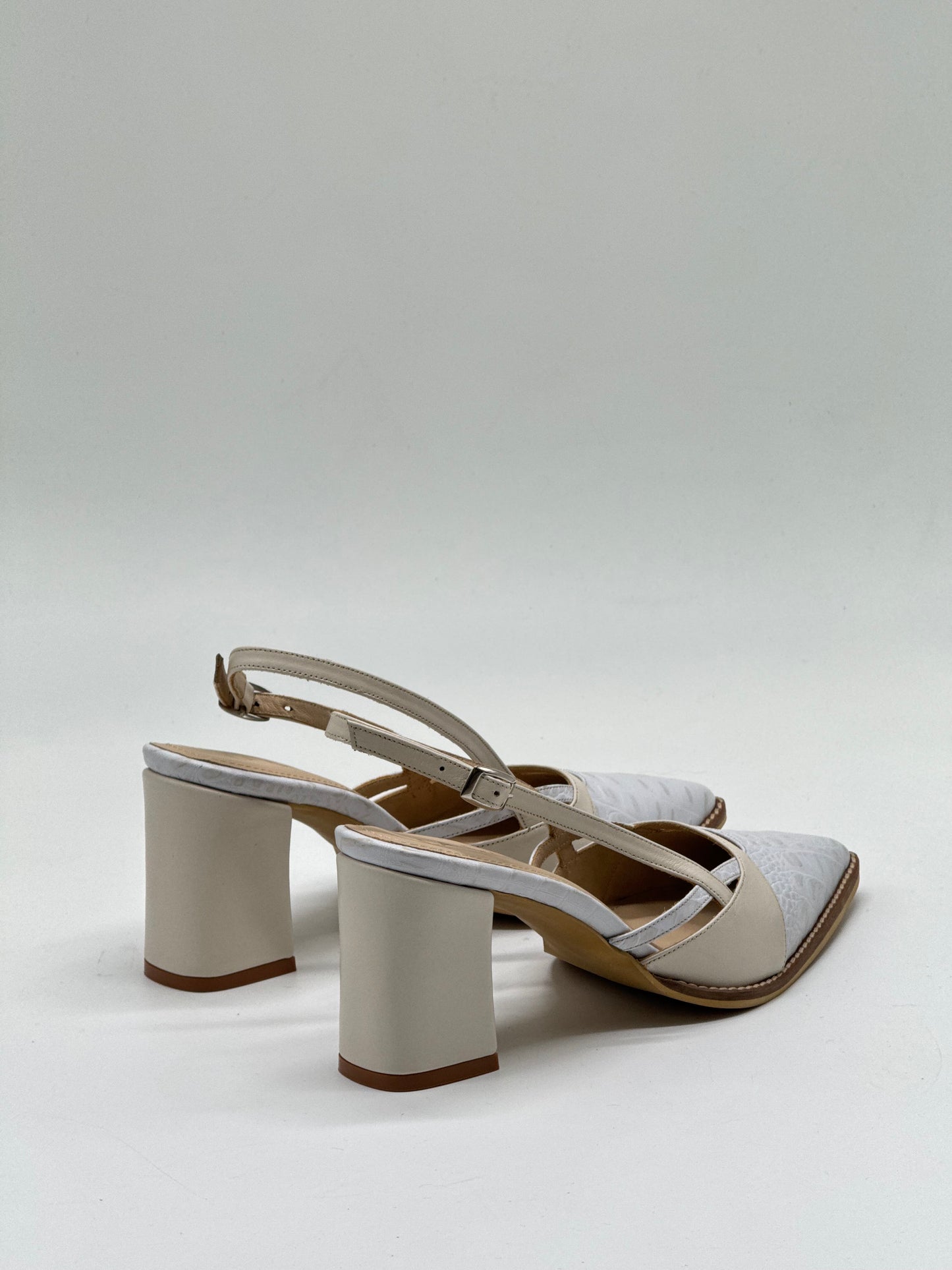 Lizzie Heels off white