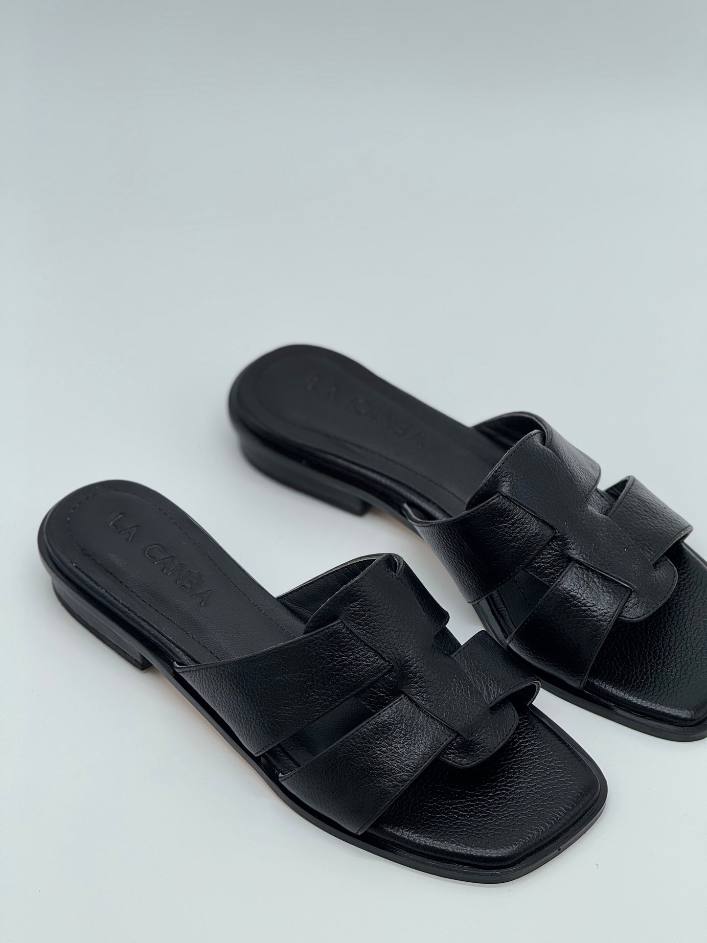 Camill Sandals Black