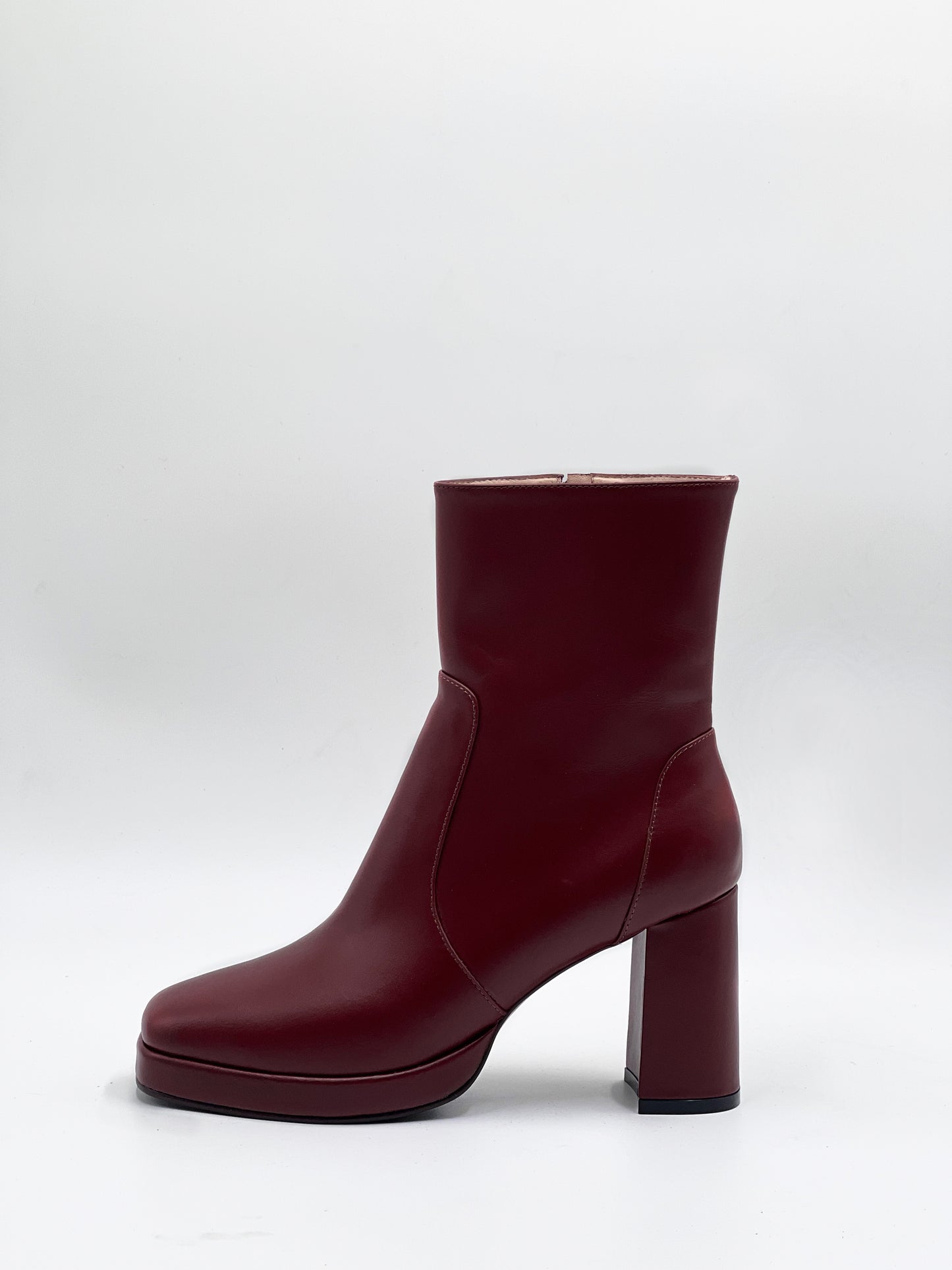 Collins Boots Cherry Leather