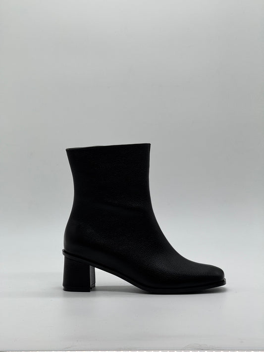 Mini Franck Black leather