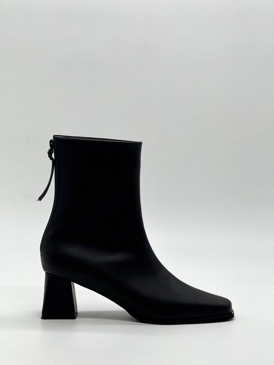 Sand Boots Black