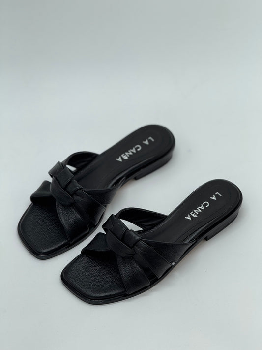 Liv Sandals Total Black