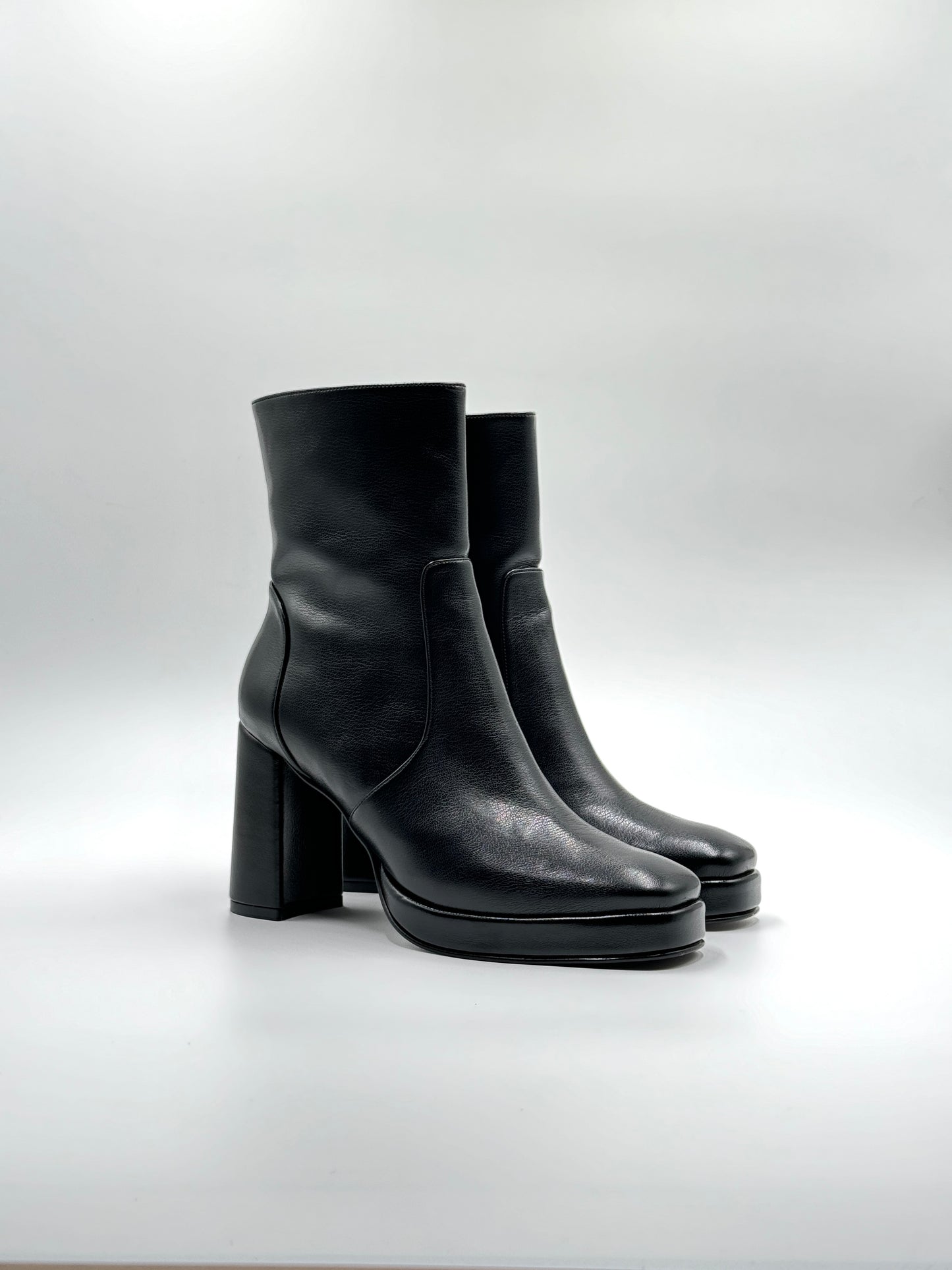 Collins Boots Black