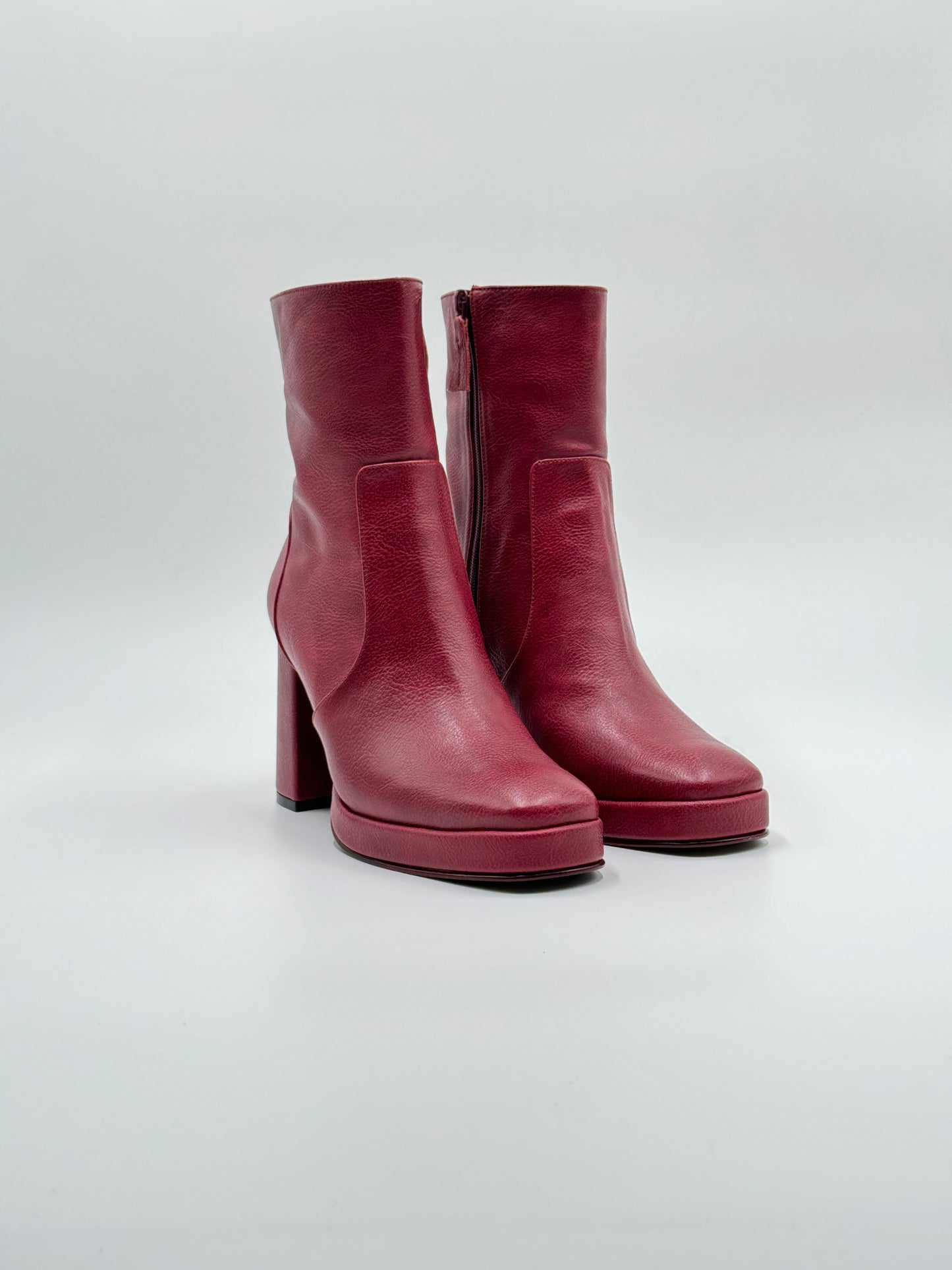 Collins Boots Cherry